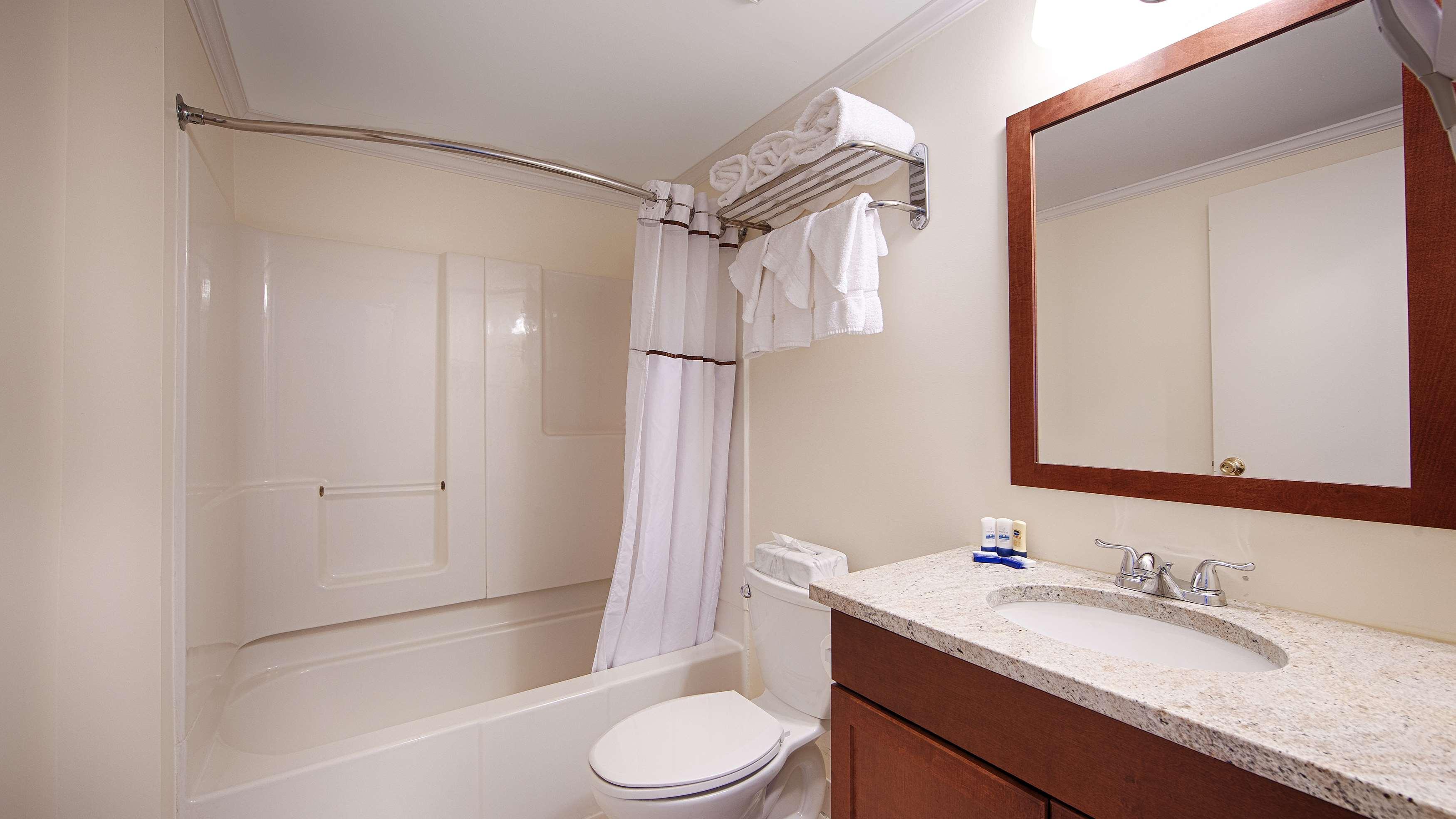 Best Western Adams Inn Quincy-Boston Екстериор снимка